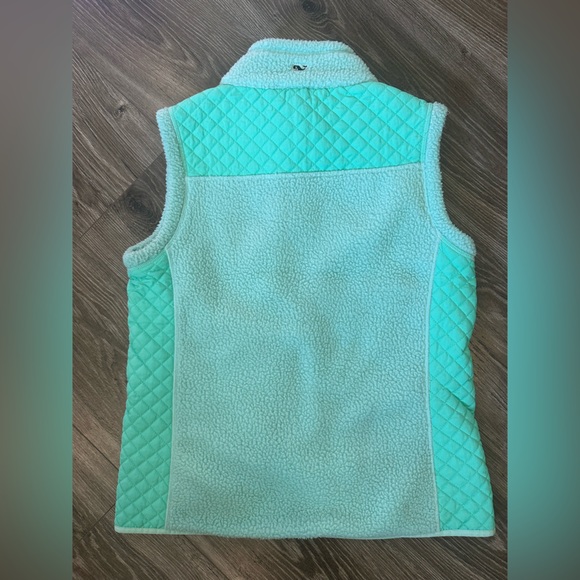 Vineyard Vines vest - Picture 3 of 3
